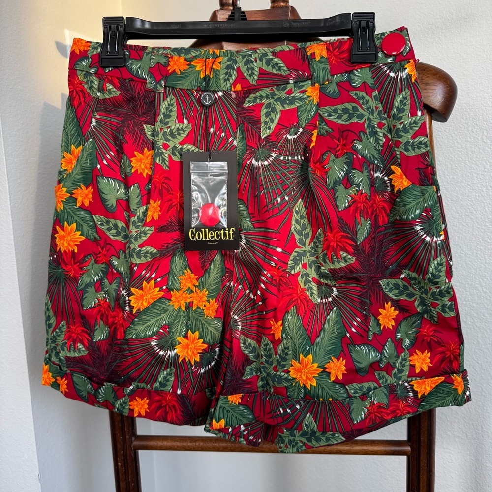 NWT Collectif London Jojo Jungle Tropical Floral High Waist Shorts Red UK 12 M